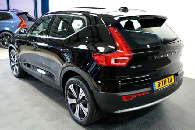 Volvo XC40 (2022) thumbnail 6