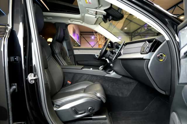 Volvo XC90 (2025) thumbnail 4
