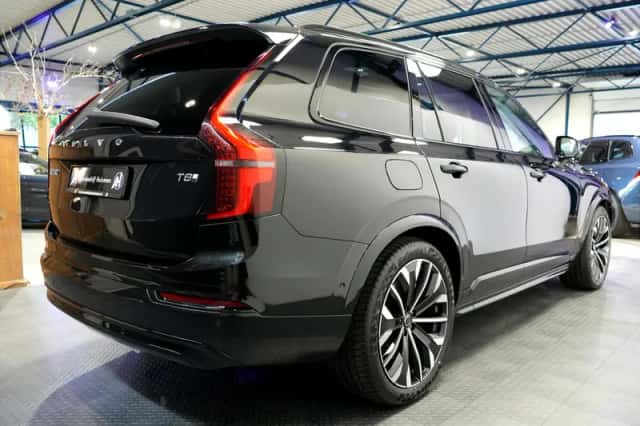 Volvo XC90 (2025) thumbnail 5