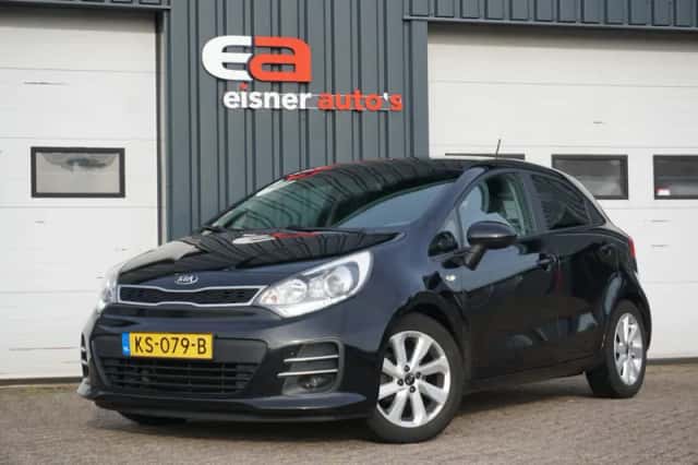 Kia Rio (2016) thumbnail 1