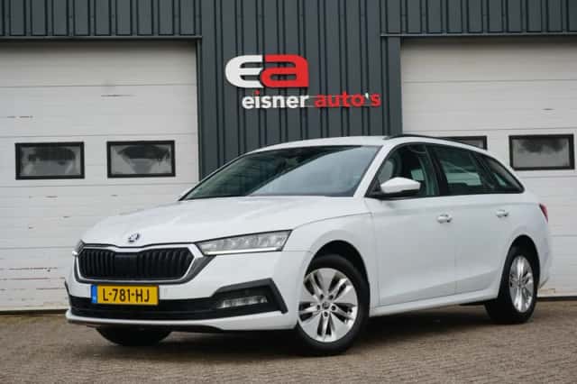 Škoda Octavia (2021) thumbnail 1