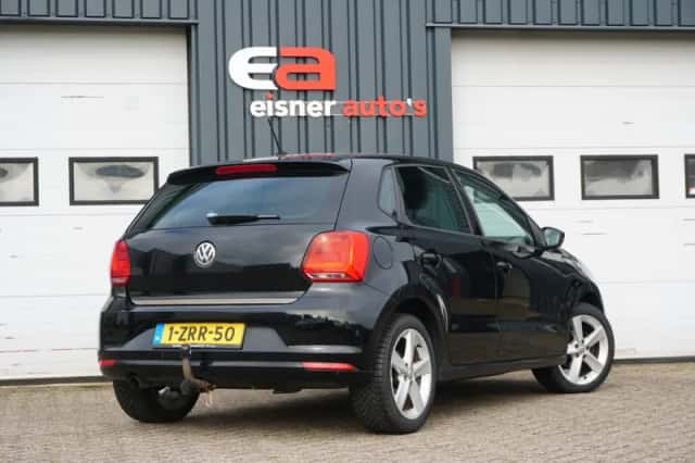 Volkswagen Polo (2015) thumbnail 4