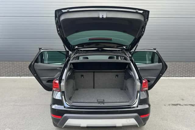 SEAT Arona (2020) thumbnail 5