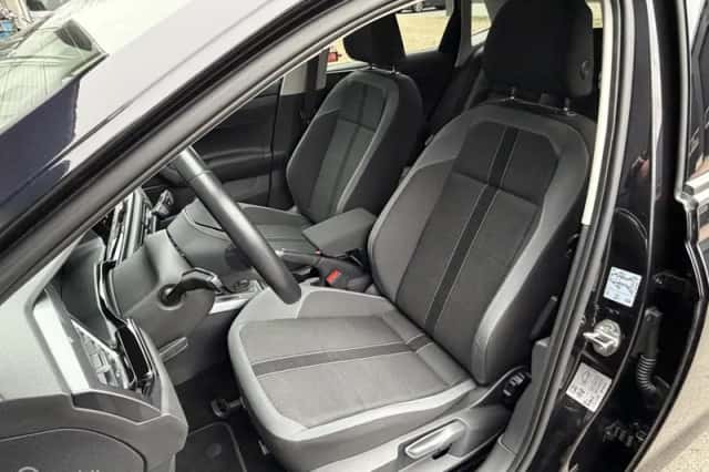 Volkswagen Polo (2023) thumbnail 6