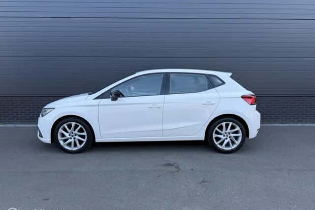 SEAT Ibiza (2022) thumbnail 2