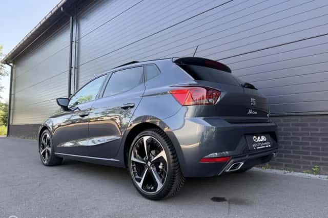 SEAT Ibiza (2021) thumbnail 4