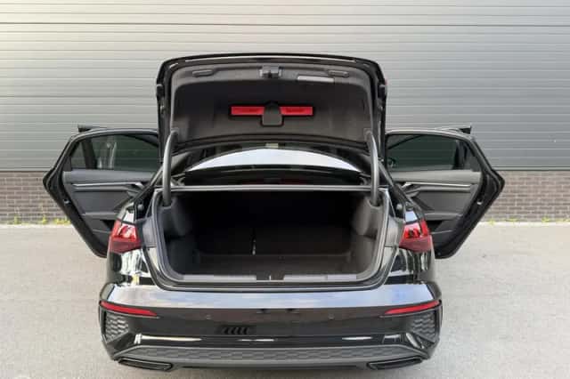 Audi A3 (2023) thumbnail 5