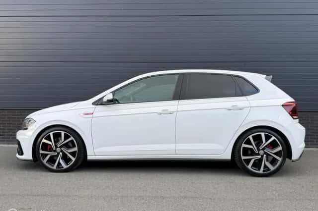 Volkswagen Polo (2019) thumbnail 2