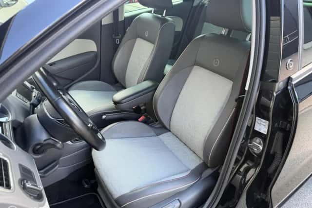 Volkswagen Polo (2016) thumbnail 6