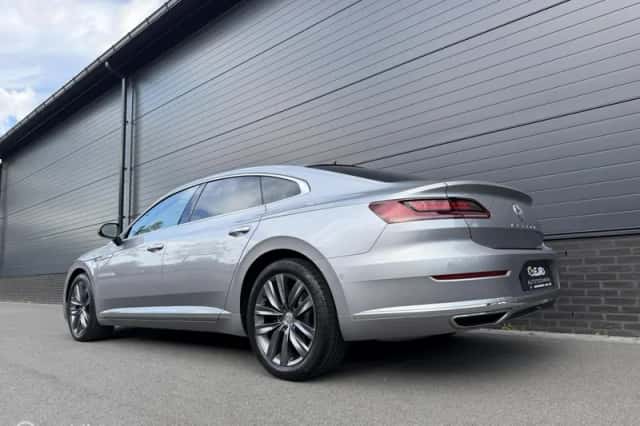 Volkswagen Arteon (2018) thumbnail 4