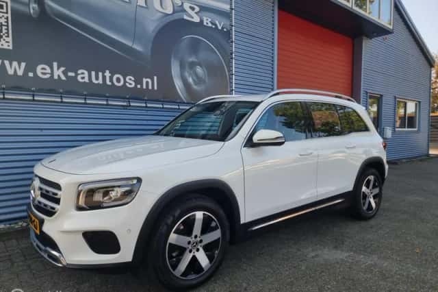 Mercedes-Benz GLB-Klasse (2020) thumbnail 2