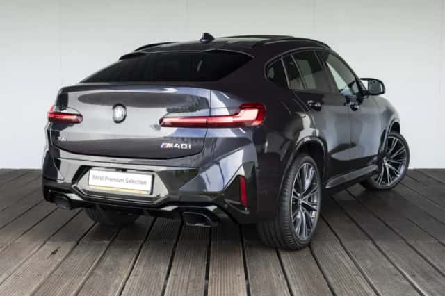 BMW X4 (2023) thumbnail 2
