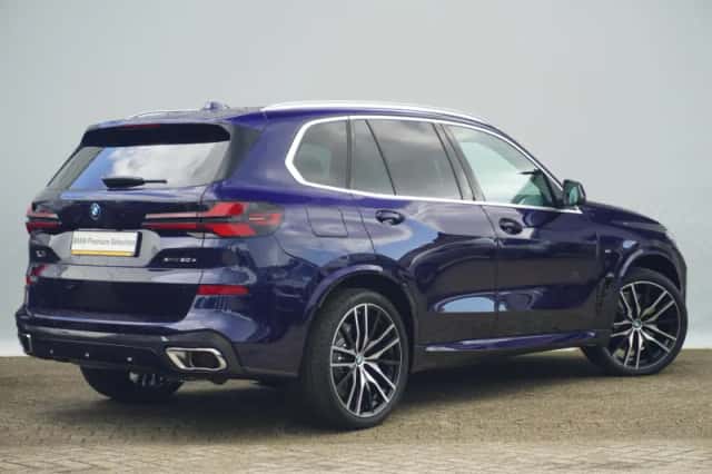 BMW X5 (2026) thumbnail 2