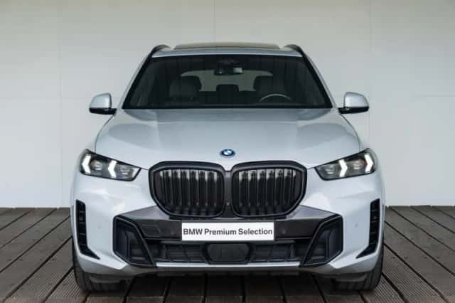 BMW X5 (2023) thumbnail 6