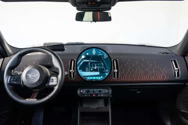 MINI Countryman (2025) thumbnail 3