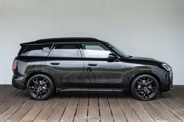 MINI Countryman (2025) thumbnail 6