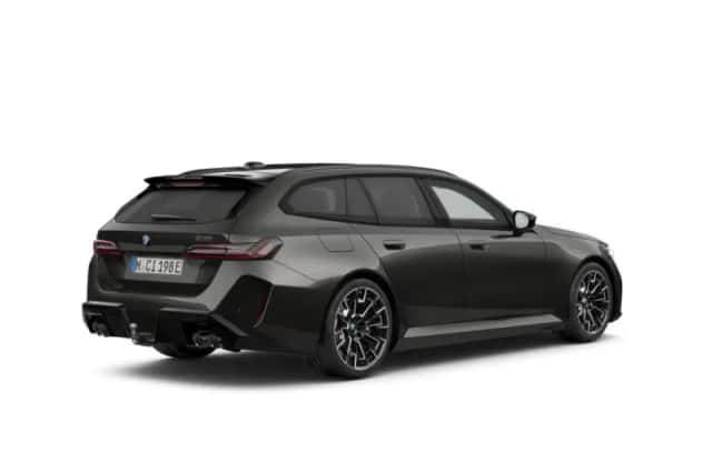 BMW M5 (2026) thumbnail 2
