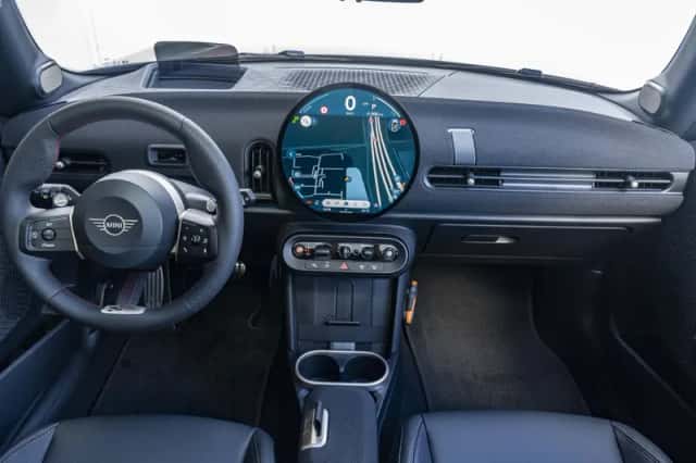 MINI John Cooper Works (2026) thumbnail 3