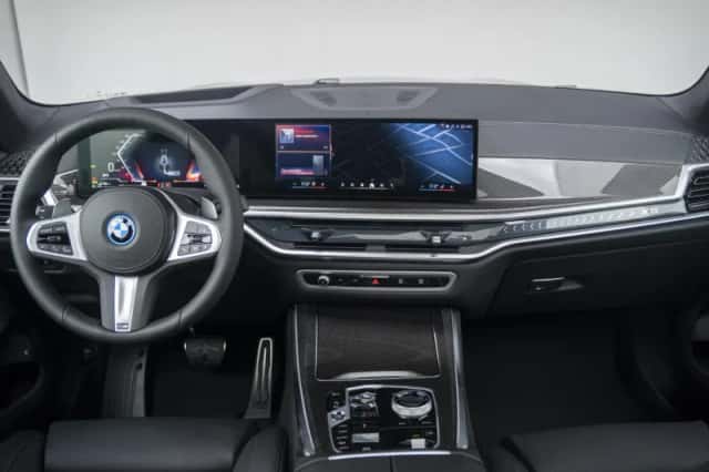 BMW X5 (2026) thumbnail 3