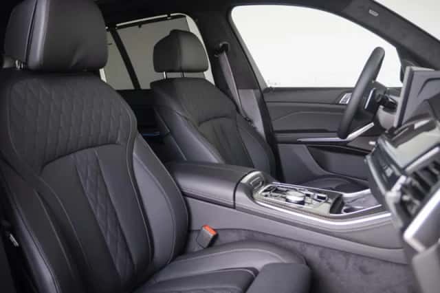 BMW X5 (2026) thumbnail 4
