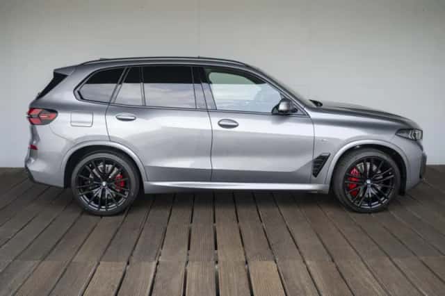 BMW X5 (2026) thumbnail 6