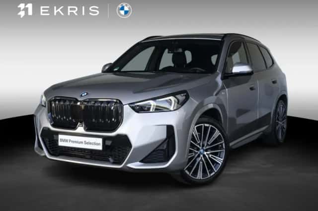 BMW iX1 (2023) thumbnail 1