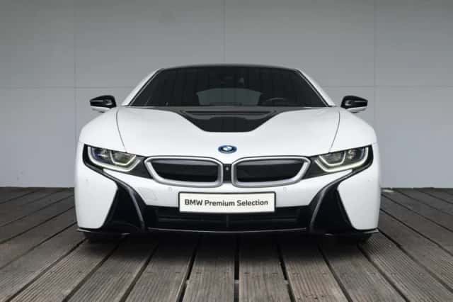 BMW i8 (2020) thumbnail 5