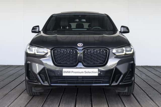 BMW X4 (2022) thumbnail 6