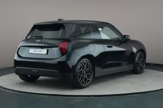 MINI Mini Electric (2026) thumbnail 2