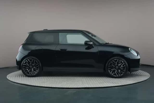 MINI Mini Electric (2026) thumbnail 3