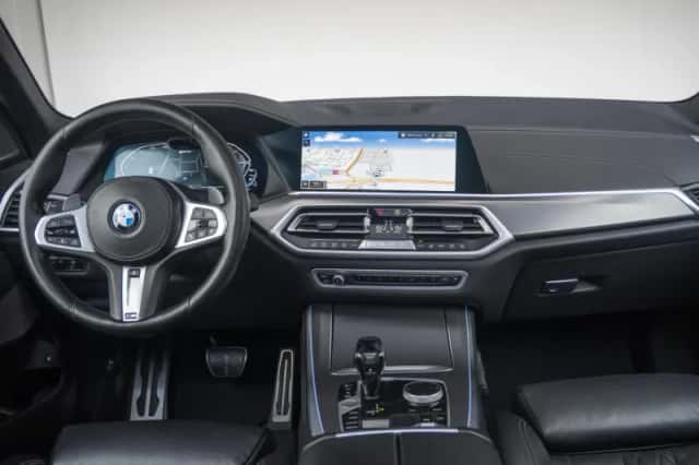 BMW X5 (2021) thumbnail 3