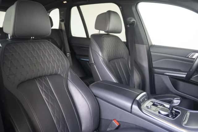 BMW X5 (2021) thumbnail 4