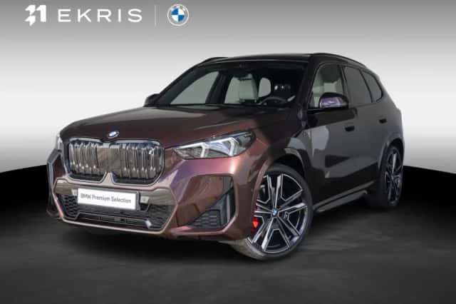 BMW iX1 (2026) thumbnail 1