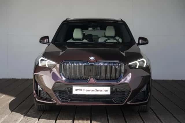 BMW iX1 (2026) thumbnail 4