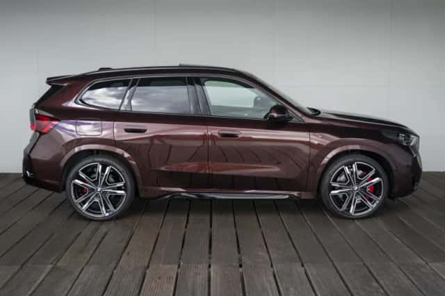 BMW iX1 (2026) thumbnail 5