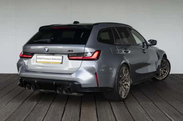 BMW M3 (2024) thumbnail 2