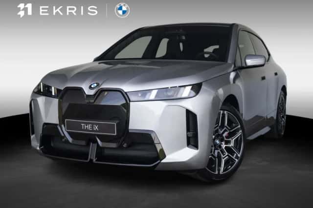 BMW iX (2026) thumbnail 1