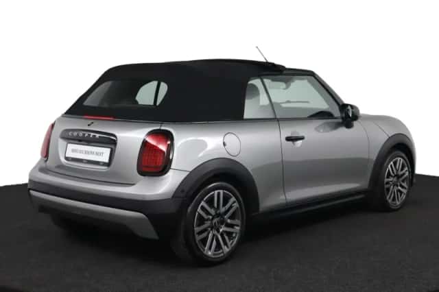 MINI Cabrio (2025) thumbnail 2