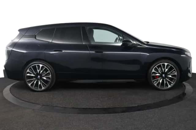 BMW iX (2026) thumbnail 6