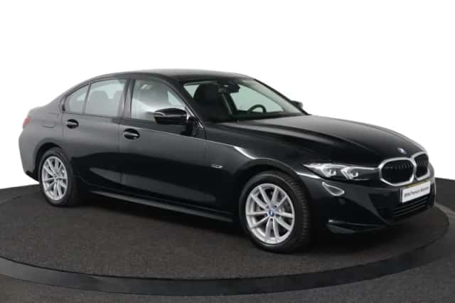 BMW 3-Serie (2023) thumbnail 3