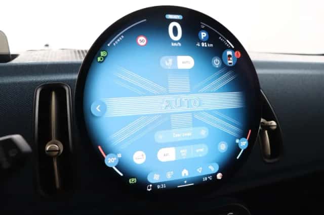 MINI Countryman (2024) thumbnail 6