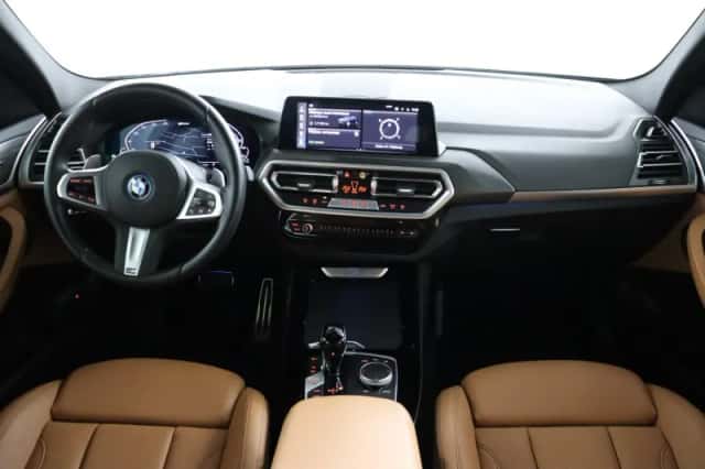 BMW X3 (2024) thumbnail 4