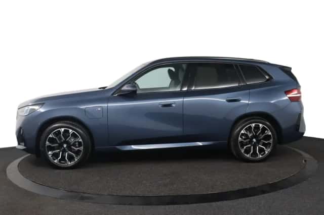 BMW X3 (2026) thumbnail 3