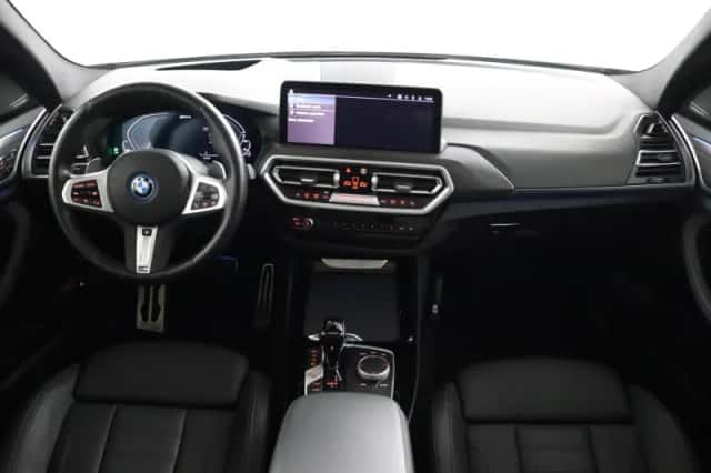 BMW X3 (2023) thumbnail 4