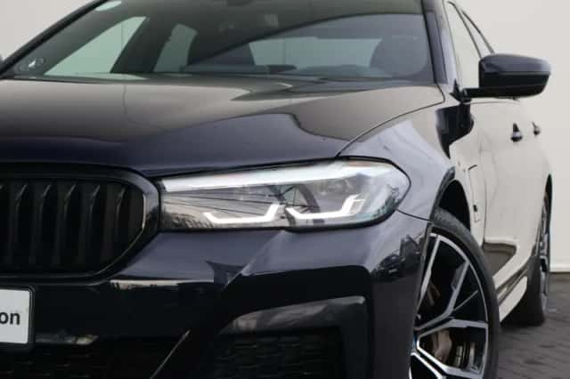 BMW 5-Serie (2022) thumbnail 2