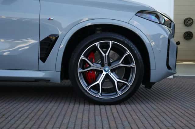 BMW X5 (2025) thumbnail 6