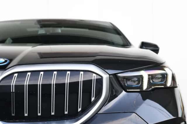 BMW 5-Serie (2024) thumbnail 3