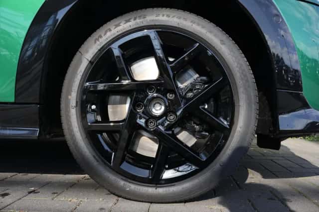 MINI Cooper (2026) thumbnail 6