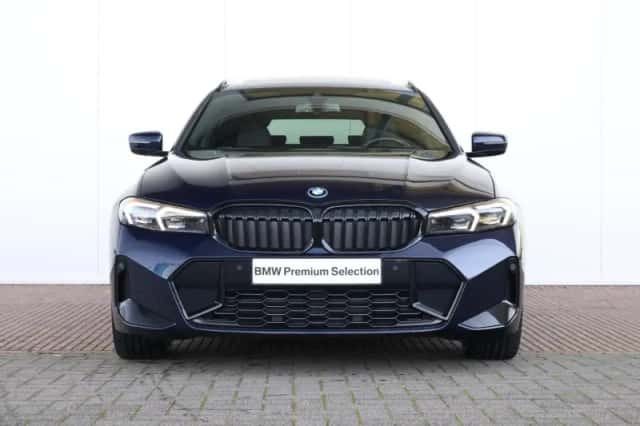 BMW 3-Serie (2024) thumbnail 2