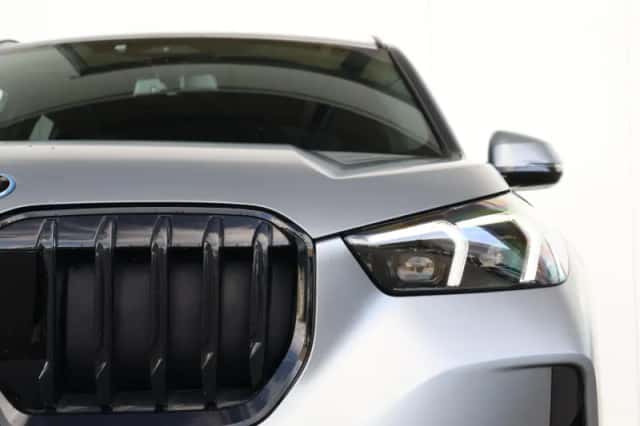 BMW X1 (2024) thumbnail 3